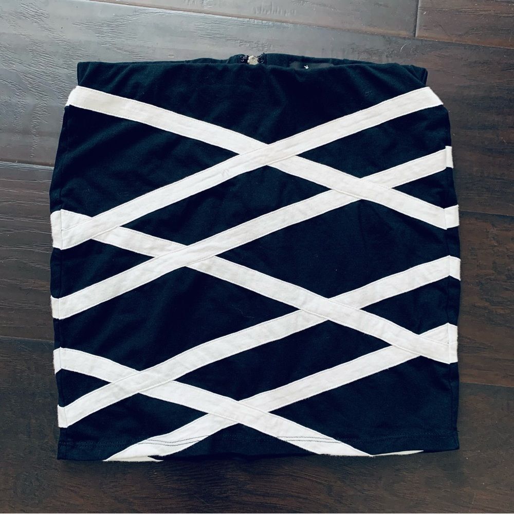 Forever 21 Sexy White & Black Mini Pencil Skirt | Size: S